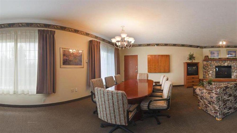 Wyndham Garden Anchorage Airport Hotel Bagian luar foto