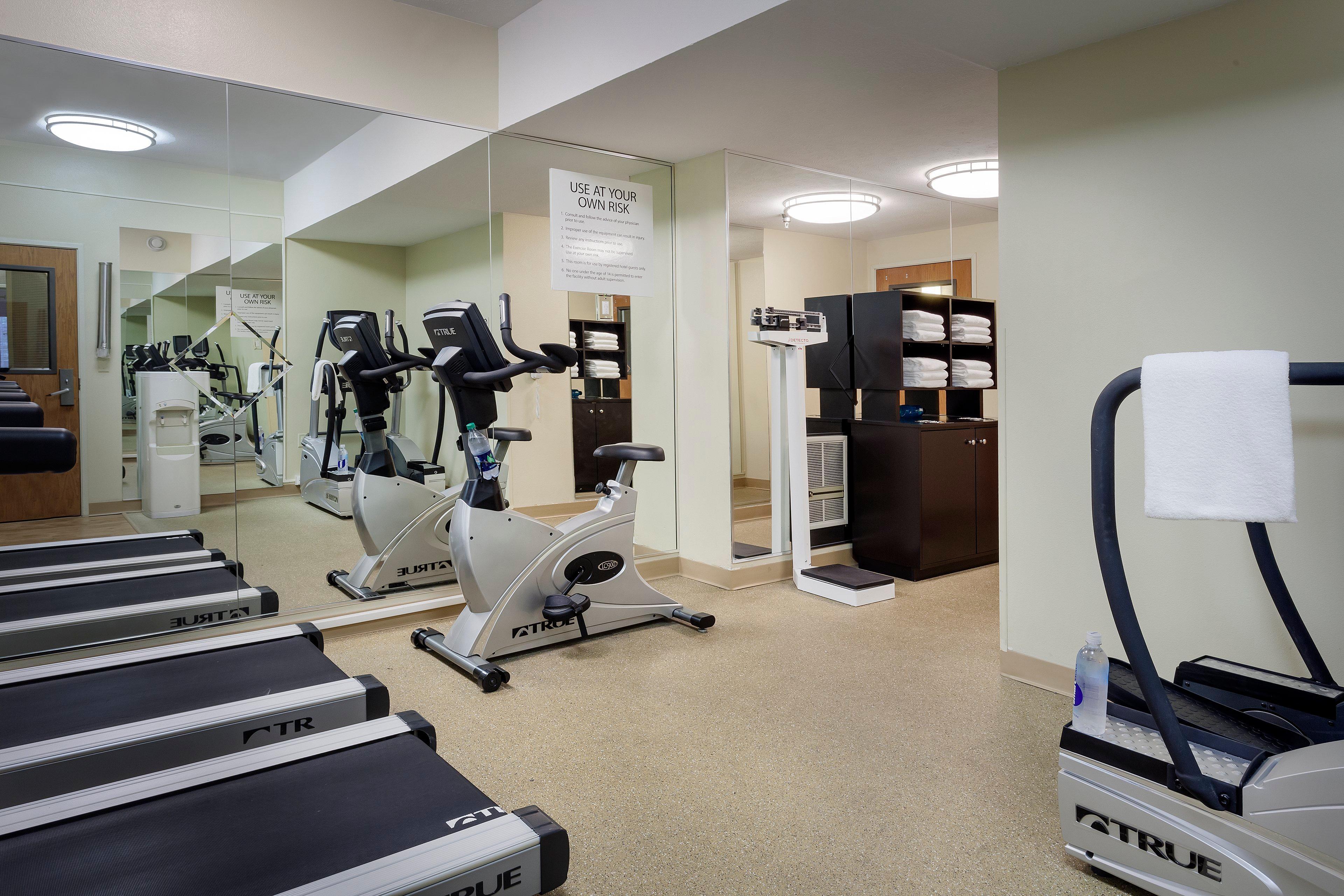 Wyndham Garden Anchorage Airport Hotel Bagian luar foto