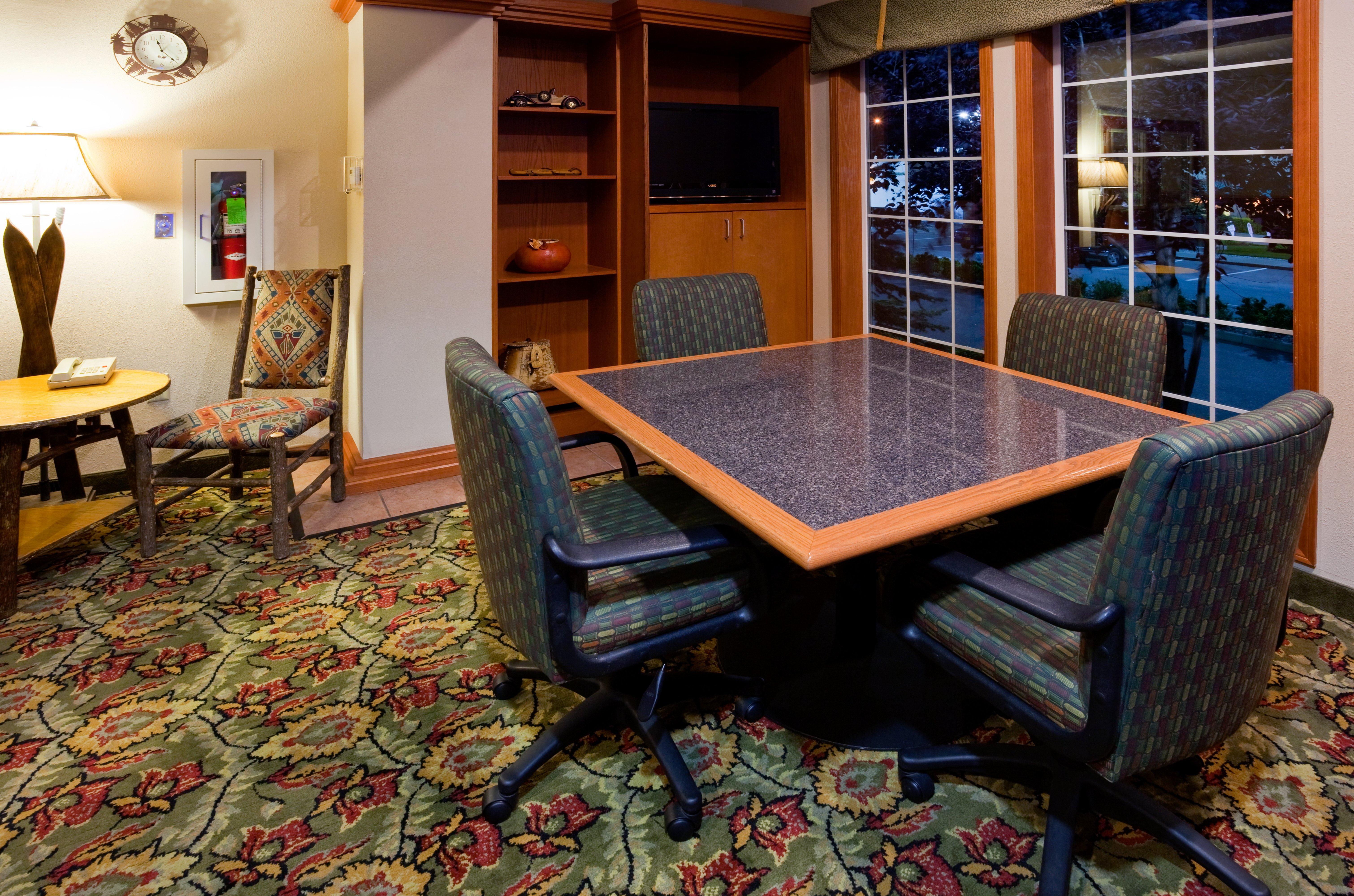 Wyndham Garden Anchorage Airport Hotel Bagian luar foto