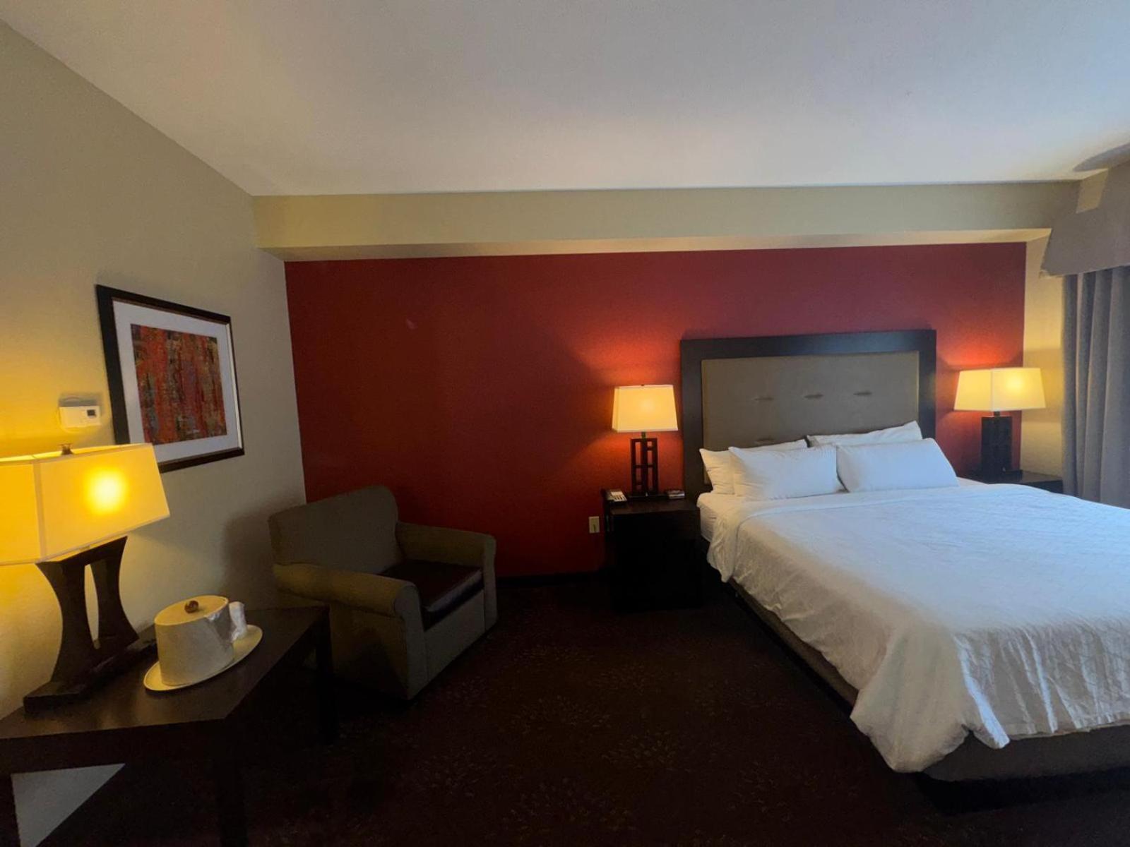 Wyndham Garden Anchorage Airport Hotel Bagian luar foto